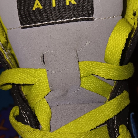 2010 Jordan 1 Cyber Black Blue Sapphire Retro High Shoes Vintage Nike - Picture 12 of 12